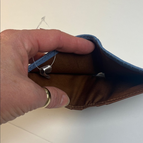 Fossil Blue Pebbled Wallet NWT - Picture 4 of 6